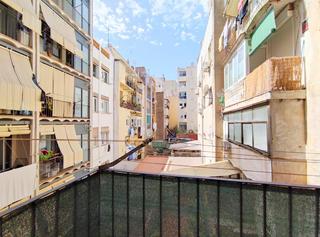 Pis  Carrer d'elkano. Piso carrer delkano, barcelona