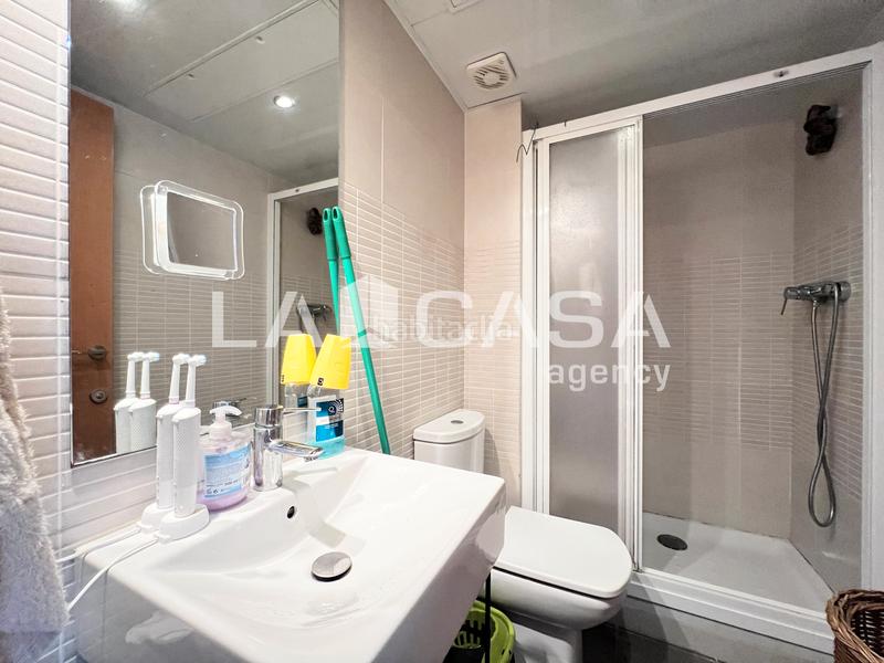 Foto dc8c27ba-c3d9-4f02-96e1-31911e889afc. Etagenwohnung mit parking in La Salut Badalona