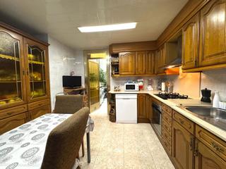 Appartement à La Salut. Piso carrer general moragues, badalona
