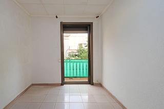 Pis a Sants. Piso carrer de galileu, barcelona