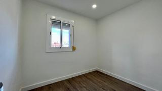 Appartement à Can Serra. Piso carrer de pere pelegrí, lhospitalet de llobregat