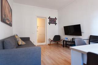 Pis a Sagrada Família. Piso calle castillejos, barcelona