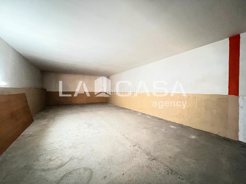 Foto 0e324e72-3451-4d17-936d-cd3db367fe03. Local comercial  plaça de trafalgar, santa coloma de gramenet en Badalona