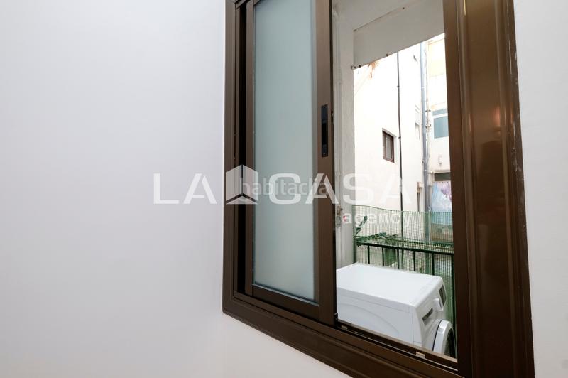 Foto 0c15819c-75f0-4e8c-9302-80ed5fb9557e. Piso  carrer del baró desponellà, en Vilapicina - Torre Llobeta Barcelona