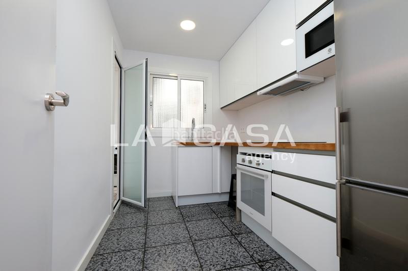 Foto 5f9d6165-acef-4339-aa07-950b8e8d4c5b. Piso  carrer del baró desponellà, en Vilapicina - Torre Llobeta Barcelona