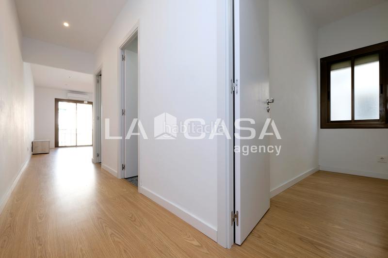 Foto af7ee09a-8e27-47a8-afca-8d868115fc29. Piso  carrer del baró desponellà, en Vilapicina - Torre Llobeta Barcelona