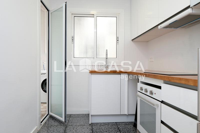 Foto eeeef1ab-b44e-45d4-ab88-6a6704918108. Piso  carrer del baró desponellà, en Vilapicina - Torre Llobeta Barcelona