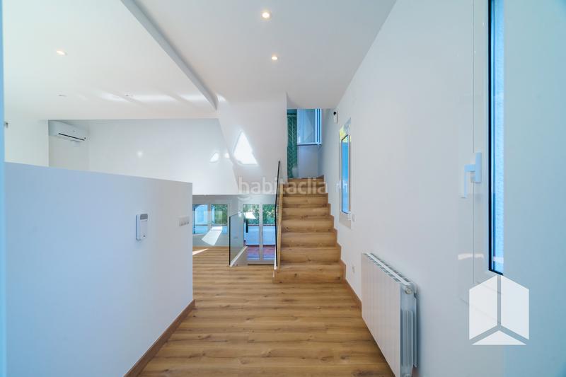 Foto 790f7857-9fc5-47de-b02c-a170a0fe9388. Semi detached house with parking in El Poal Castelldefels