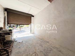 Locale commerciale in Llefià. Local comercial carrer de goya, badalona