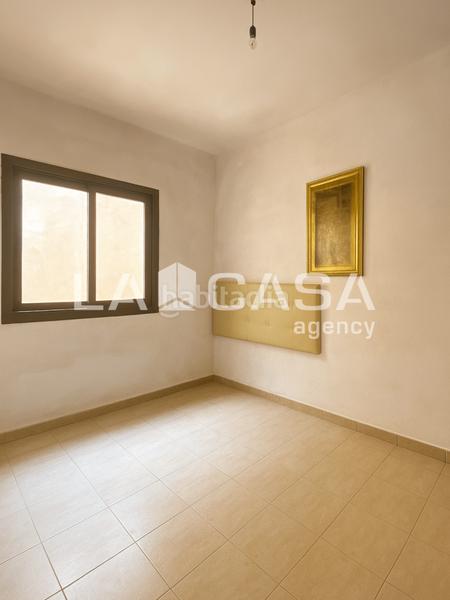 Foto f0a30f57-a1d6-429e-8952-691cd428d9b8. Piso  carrer de sant cebrià, santa coloma de gramenet en Badalona