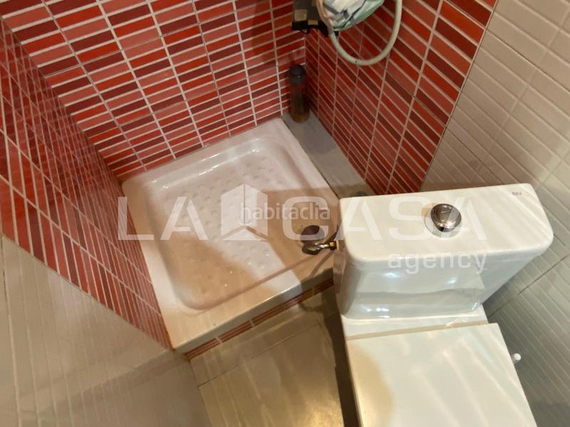 Foto cefe2f75-c91c-4b1e-a705-f80cb71391e5. Appartement dans Santa Rosa Santa Coloma de Gramenet