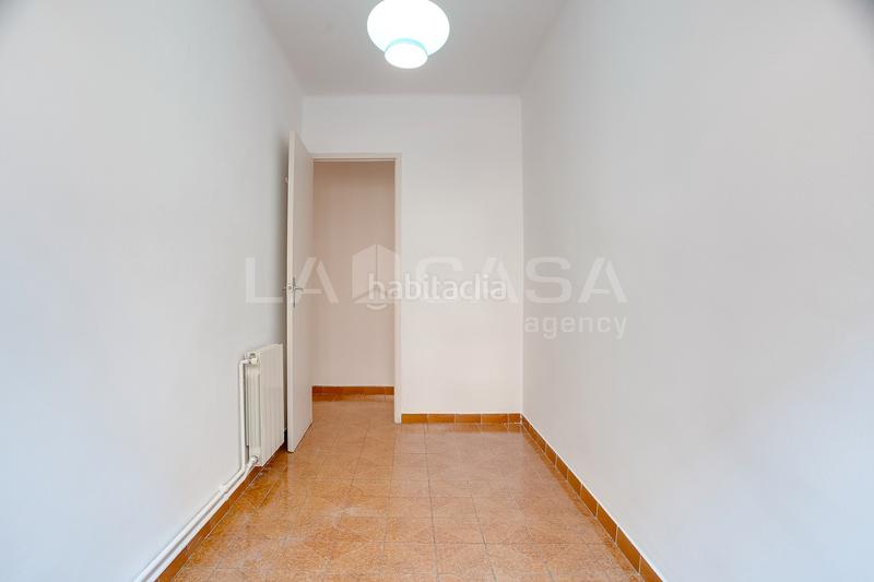 Foto fb2e9ae6-1c71-43f3-9f5c-d64f9c767879. Piso  camí de la verneda, en La Verneda - La Pau Barcelona