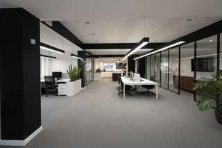 Bureau  Avinguda del paral·lel. Oficina avinguda del parallel, barcelona