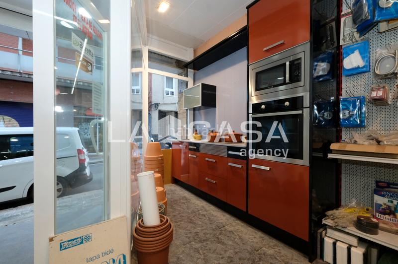 Foto 7e350c2b-4f73-4a28-abba-daa44ff307a1. Local commercial dans Porta Barcelona
