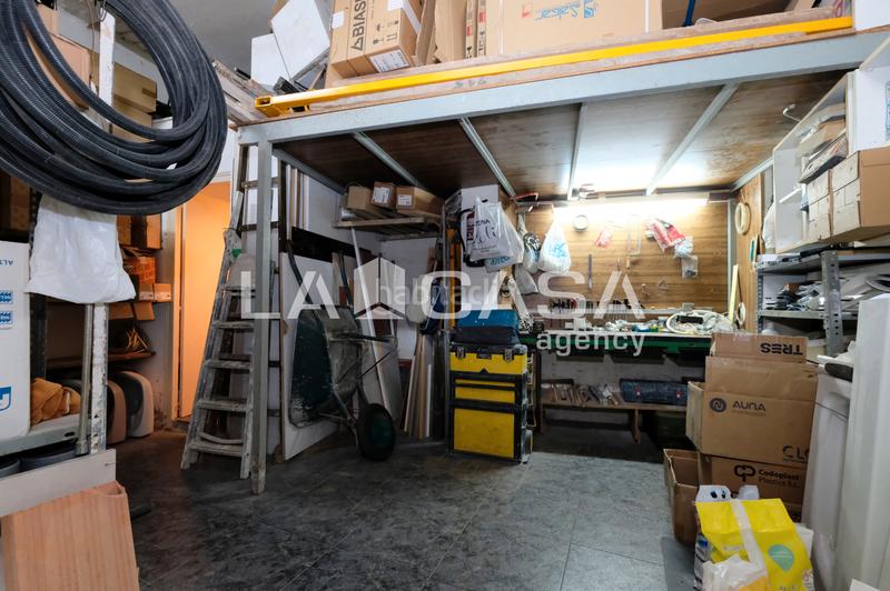 Foto cc75c2be-77c2-43c2-a504-a7015bb61343. Local commercial dans Porta Barcelona