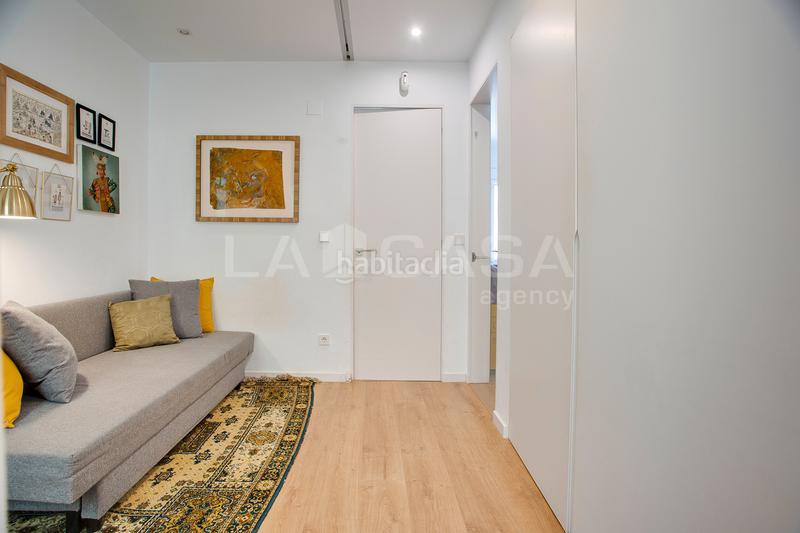 Foto 379c51ff-01a6-4c46-adce-1fe66a82c1b6. Attico con riscaldamento in Sagrada Família Barcelona