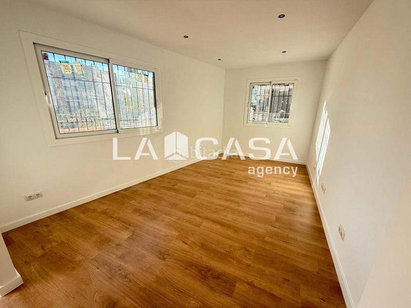 Foto 29e1b6ed-84e1-4e17-b7b4-5ccc3e1b6c9c. Piano terra con riscaldamento in Canovelles