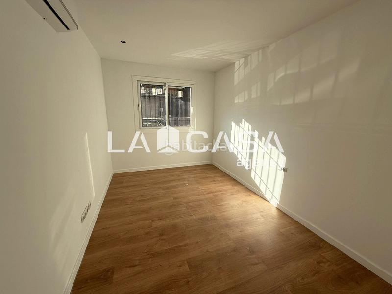 Foto eb8c50f0-40a0-4cda-a2cc-7187085b48d7. Piano terra con riscaldamento in Canovelles