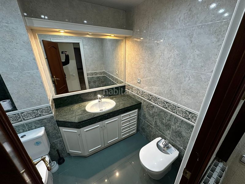 Foto 0821f114-8db0-4c7d-a682-db34424ee11d. Pis amb calefacció aparcament a Sants-Badal Barcelona