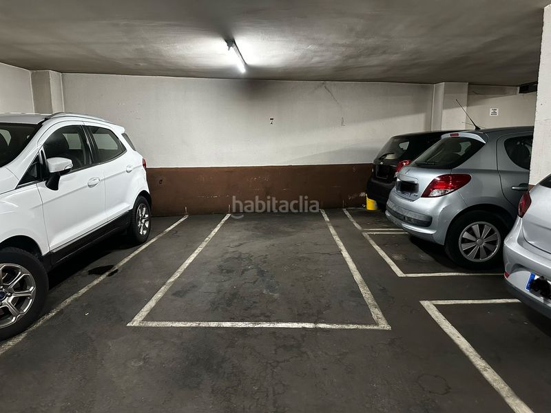 Foto f5a8f5aa-7cca-416b-9021-90bd12da04b9. Pis amb calefacció aparcament a Sants-Badal Barcelona