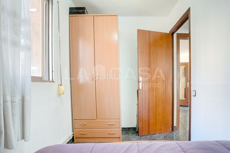 Foto 9fd8be3e-02d0-4ab7-9a61-e8fb9a022d8d. Pis a La Verneda - La Pau Barcelona