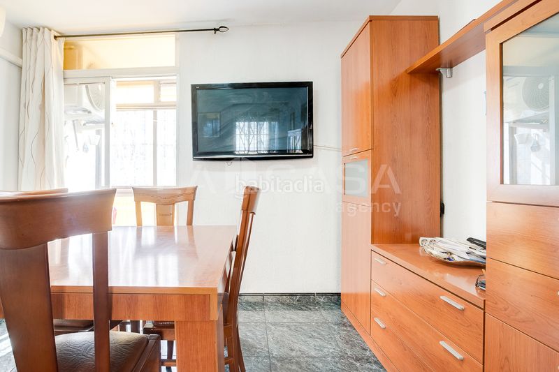 Foto f8dad7d9-99fe-48f7-a927-603ae559ca79. Pis a La Verneda - La Pau Barcelona