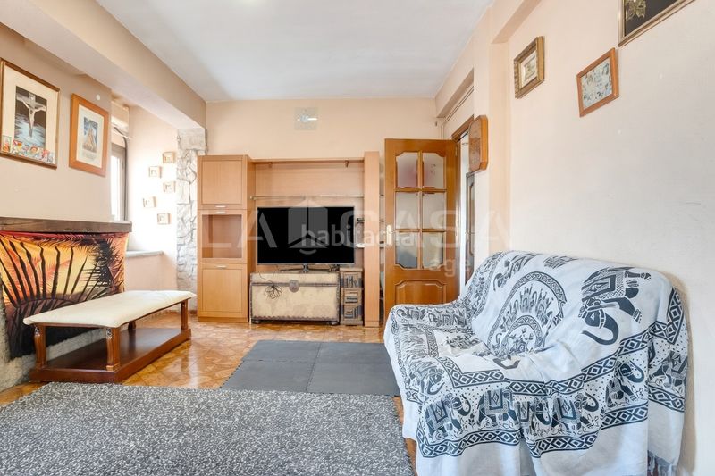 Foto 53913c0a-6324-459b-bdb2-8b014b24299c. Pis a La Verneda - La Pau Barcelona