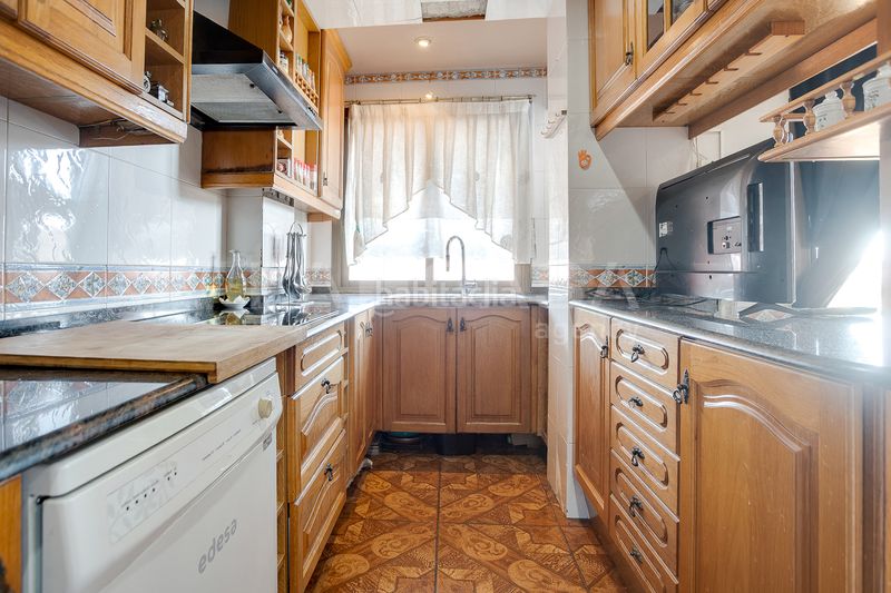 Foto 90d3ca24-7b27-4bcd-bfa1-a8dd8a50bfb6. Pis a La Verneda - La Pau Barcelona