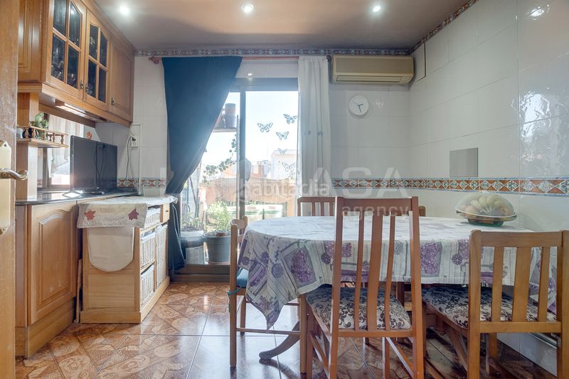 Foto a1438072-7f00-4778-bd2a-5e90e46e261b. Pis a La Verneda - La Pau Barcelona