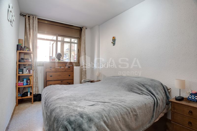 Foto ea243399-01cb-45fe-b08e-0ee2751fa4eb. Pis a Provençals del Poblenou Barcelona