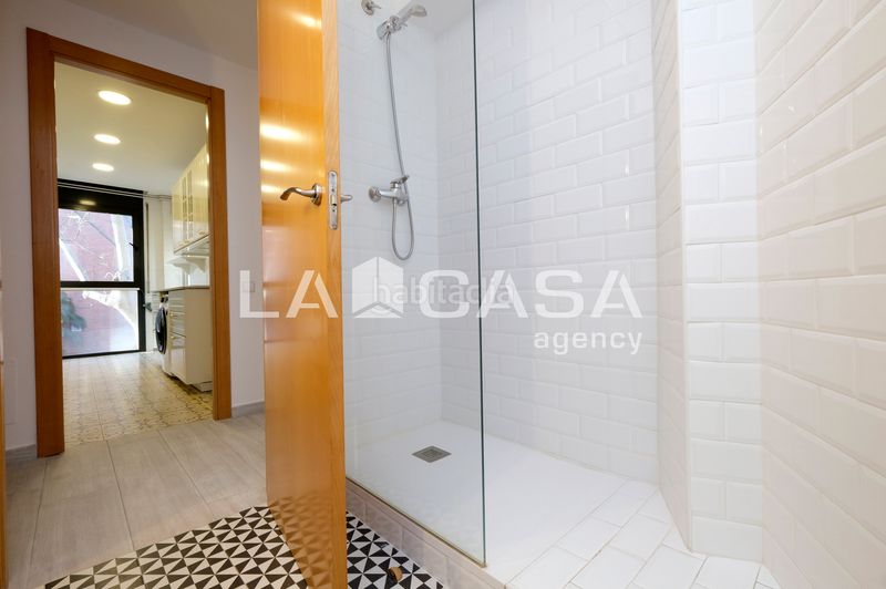 Foto 4ae46fd5-4f9f-4555-9ec4-028bea58b09f. Pis a Turó de la Peira Barcelona