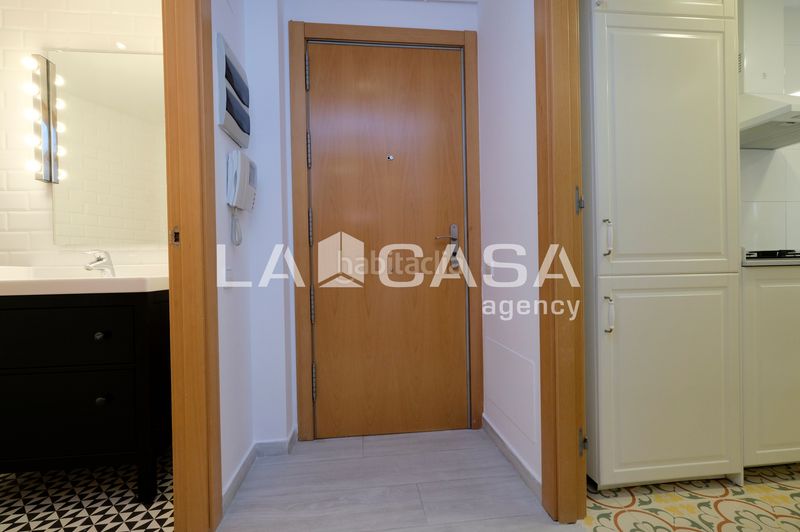 Foto 8347be2b-dc86-46b5-ae89-e4e518ca43d4. Pis a Turó de la Peira Barcelona