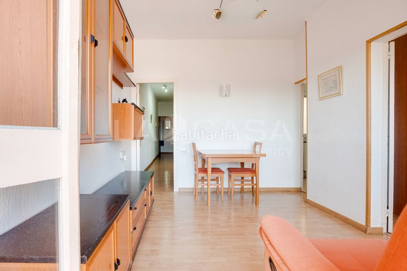 Foto b01e8a44-1aa6-44c6-9c29-4e9496121e1a. Pis a Provençals del Poblenou Barcelona