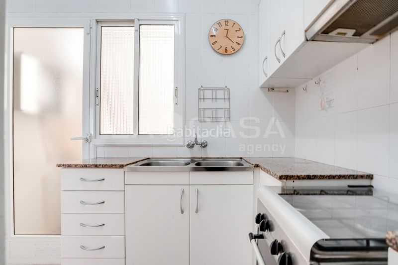 Foto f6e2c3ff-22ca-4f8a-a0e8-9cda42829142. Pis a Provençals del Poblenou Barcelona