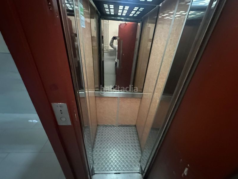 Foto 6ef87663-dca6-4420-8574-69acb8c35869. Pis a Sants-Badal Barcelona