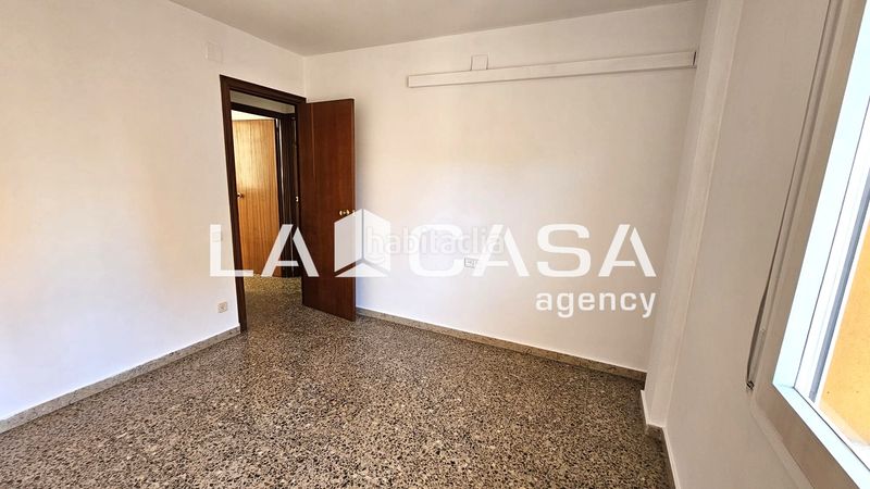 Foto dea53d51-7dc7-4851-a9b6-567c4eaa3cc8. Pis a Prosperitat Barcelona