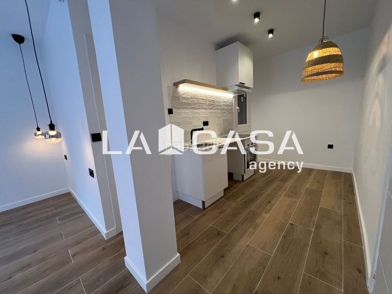 Foto 5145fa81-7d20-4e51-98b7-471b9684816e. Pis a Porta Barcelona