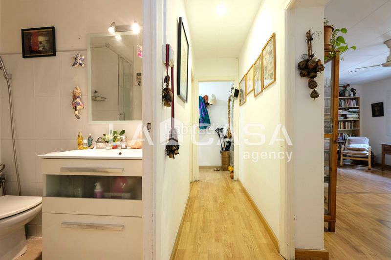 Foto 0a0cf2c6-51ee-4c6e-824c-0f2cbbbc5807. Pis a Turó de la Peira Barcelona