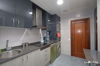 Pis a La Bordeta. Piso carrer de quetzal, barcelona