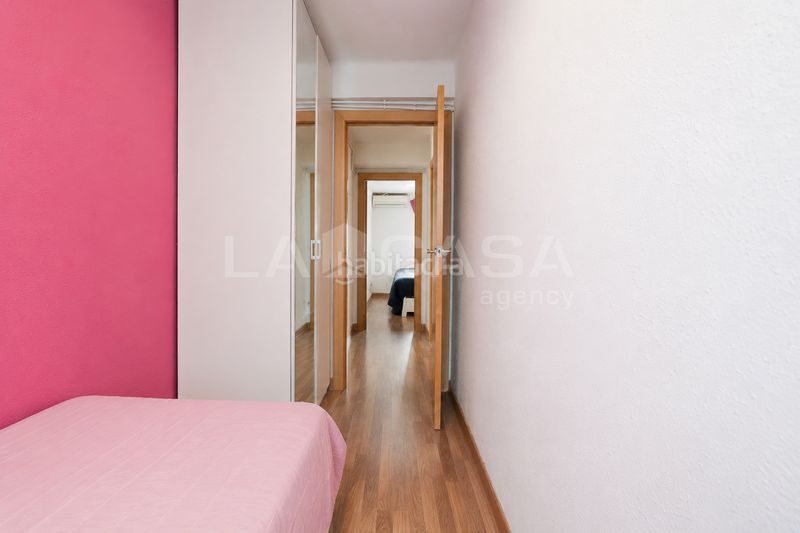 Foto fe3bafe0-361d-47df-8687-83937485a014. Pis a La Verneda - La Pau Barcelona