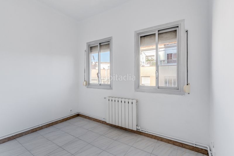 Foto 053bddf4-8fcd-4540-9372-fd128401c570. Pis a Congrés - Indians Barcelona