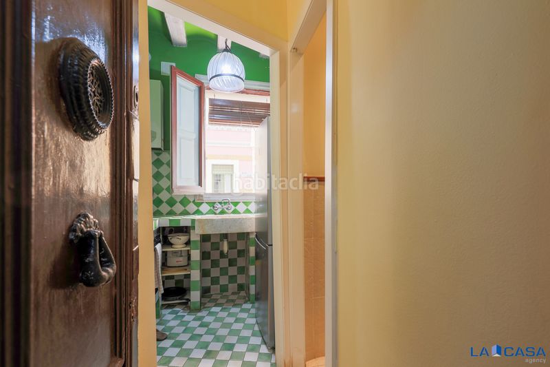 Foto 1331b3fe-2fa9-4634-9f5f-bac329ce2c60. Etagenwohnung mit heizung in Barceloneta Barcelona