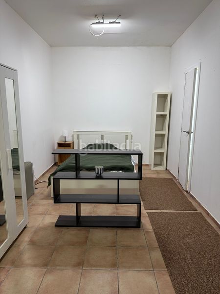 Foto f1451fb6-ed15-4524-b02b-f837a3b4a7f0. Local comercial a Raval Barcelona