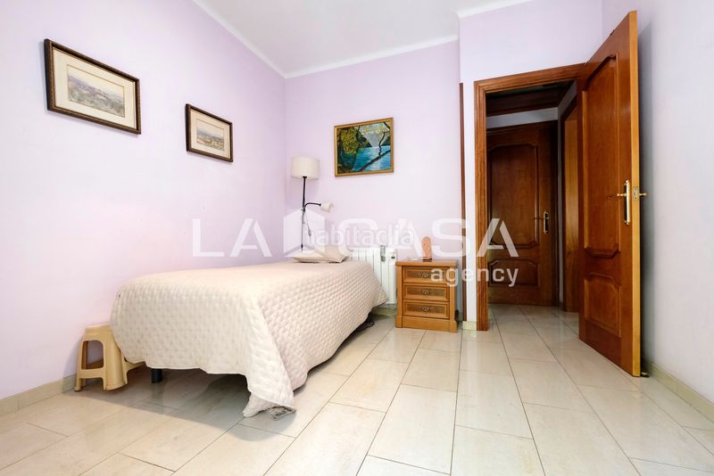 Foto 72bb1377-5785-42f4-aa9c-cf8f3bd93367. Pis a Vilapicina - Torre Llobeta Barcelona
