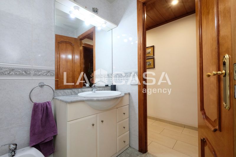 Foto b9a83620-1d70-4707-b398-439bffbce442. Pis a Vilapicina - Torre Llobeta Barcelona