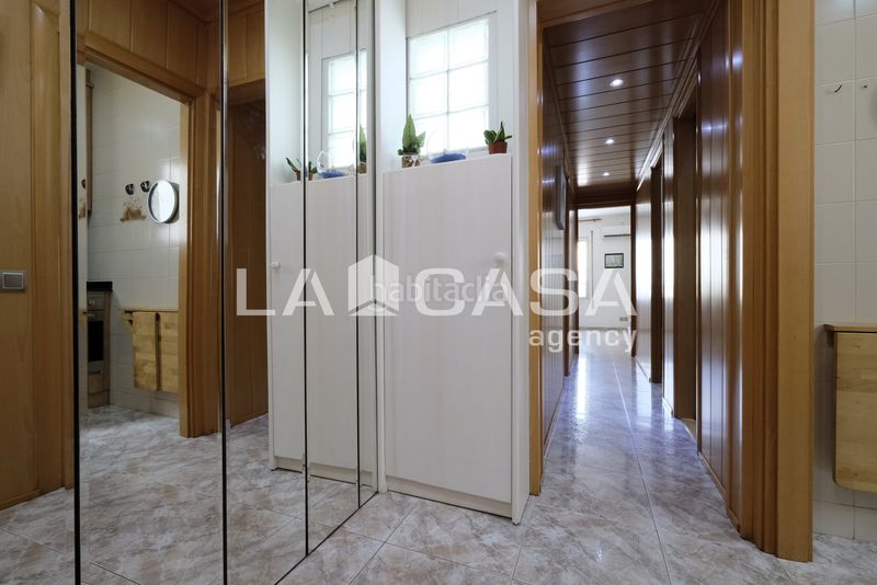 Foto 027d6463-ce0e-4f8f-8e45-aa5482b11f20. Pis amb calefacció a Vilapicina - Torre Llobeta Barcelona