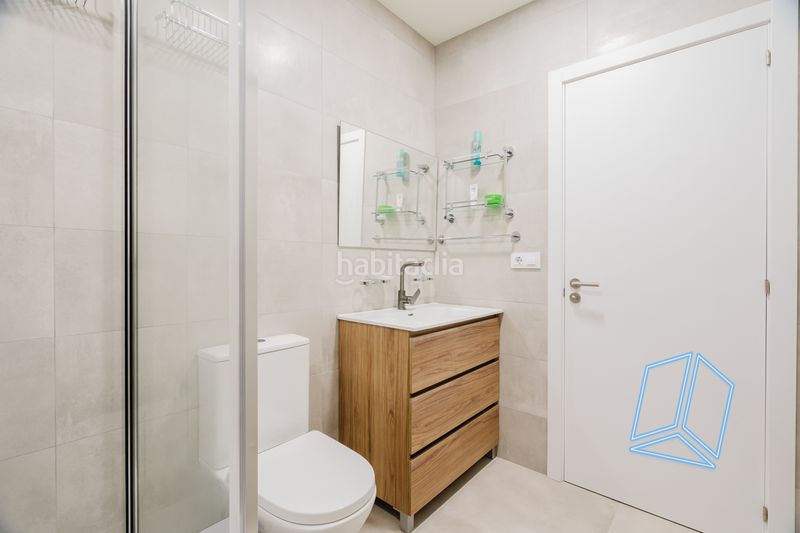 Foto abf9754a-ba11-45da-8a56-3d81a3741f46. Pis amb calefacció a La Marina del Port Barcelona