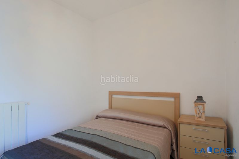 Foto 5e1c7010-6cc2-4276-890c-93c58f95d75e. Pis a Sants-Badal Barcelona