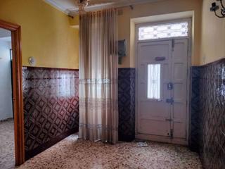 Maison à Centro. Casa en el centro de puertollano  ubicación inmejorable junto al
