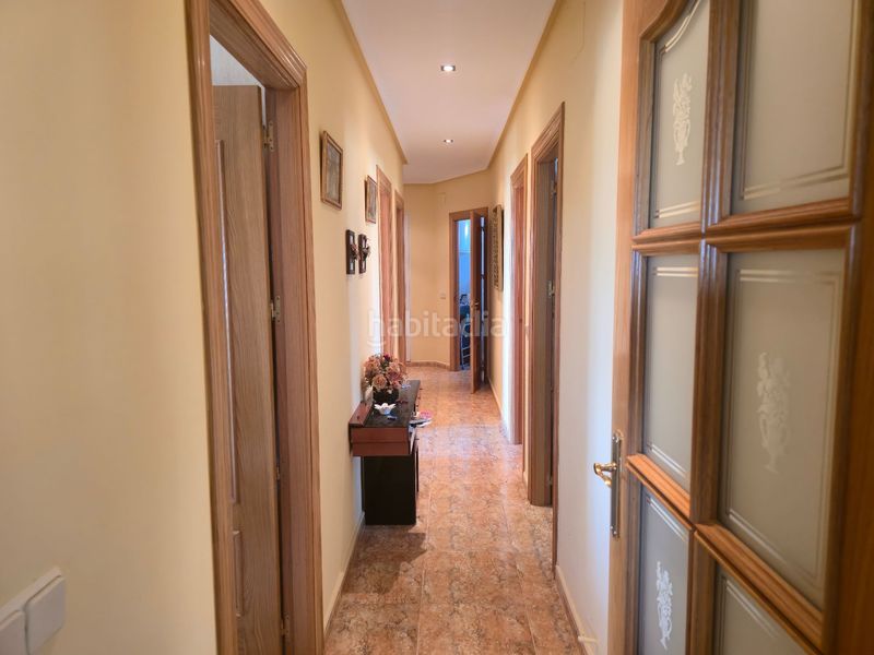 Foto 7a56daf0-fde9-4848-a8b6-d5fb9749b2e1. Casa amb aparcament a Calzada de Calatrava